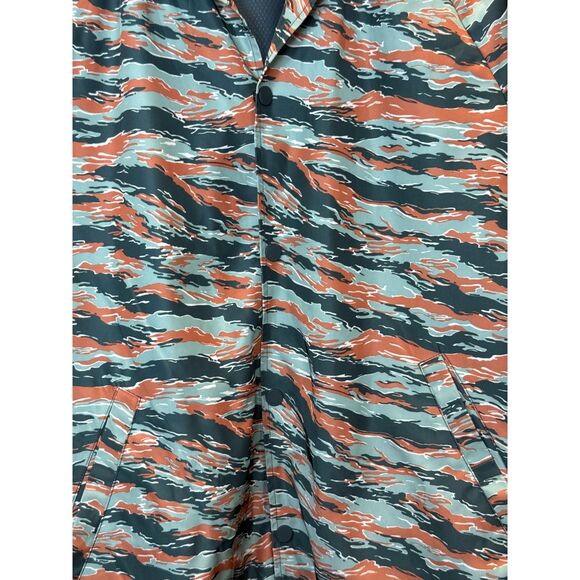 Fabletics Unisex Size Medium Green Tiger Camo The Only Coaches Jacket - Picture 9 of 13